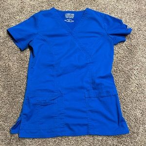 Cherokee scrub top